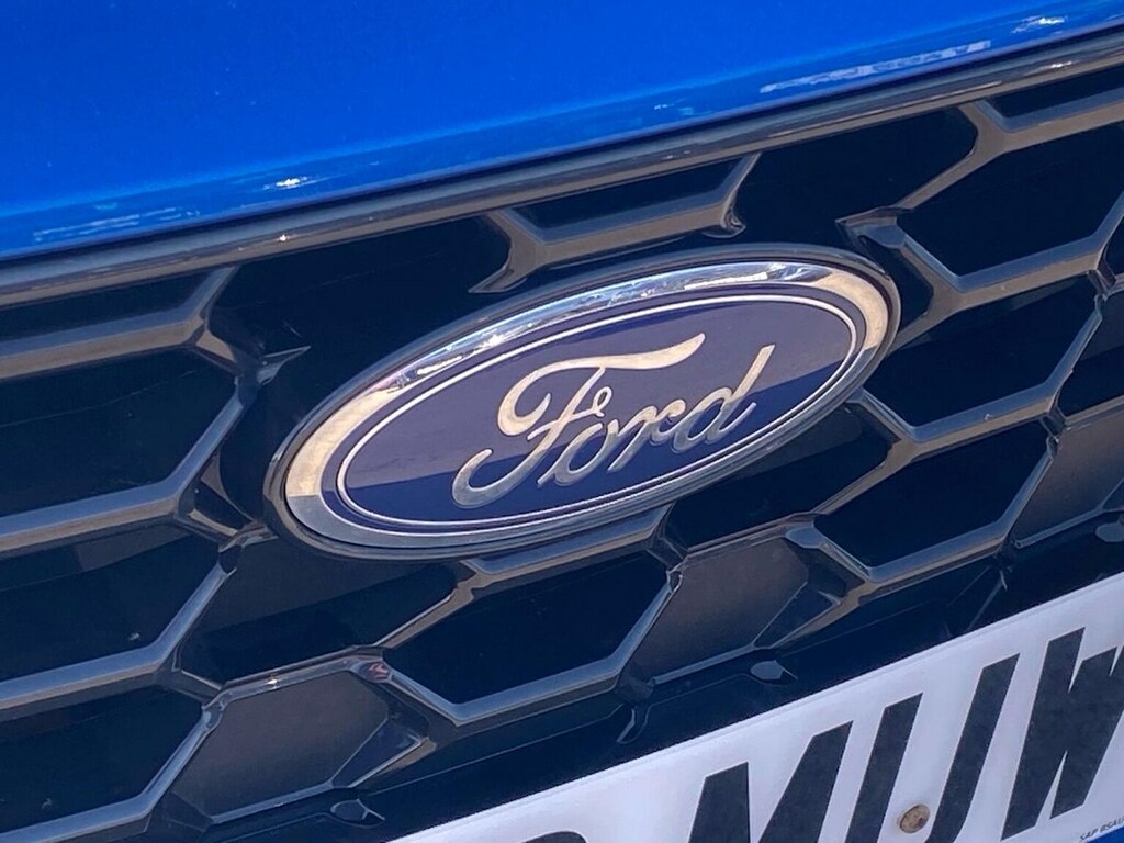 Ford Focus Estate 2.3 Focus St Estate 2.3L Ecoboost 280Ps Fwd White #32