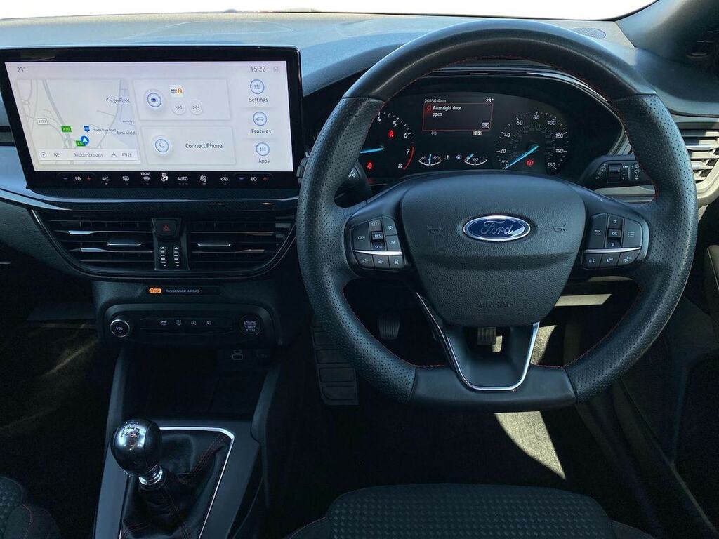 Ford Focus Estate 2.3 Focus St Estate 2.3L Ecoboost 280Ps Fwd White #9