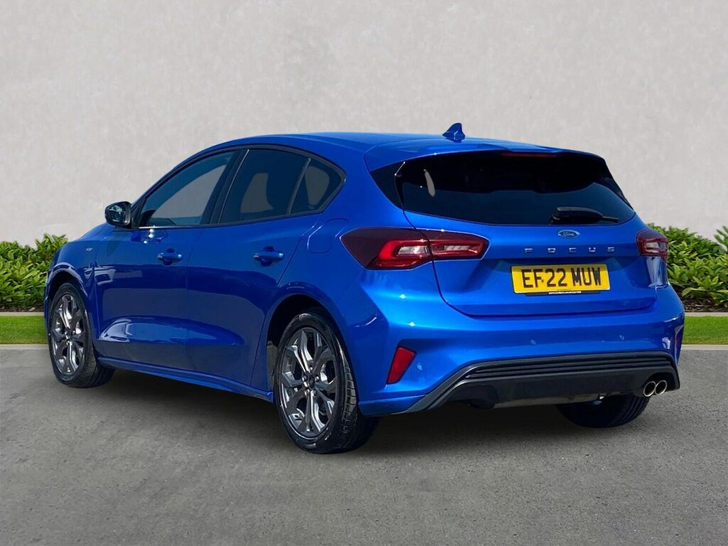 Ford Focus Estate 2.3 Focus St Estate 2.3L Ecoboost 280Ps Fwd White #2