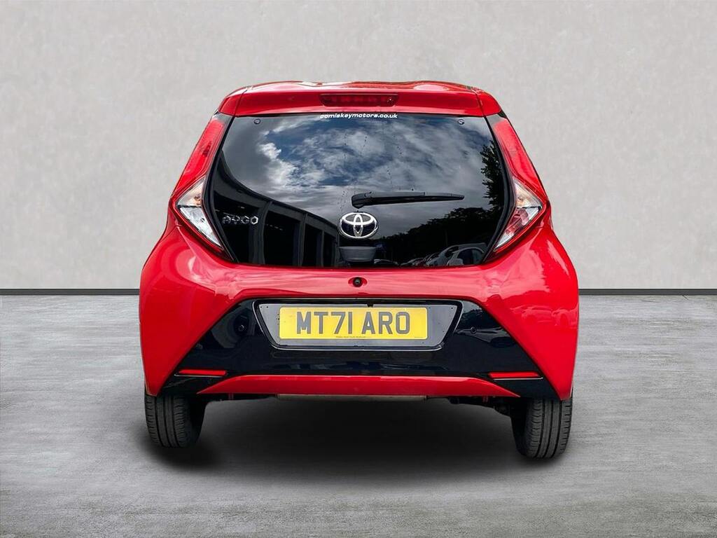 Toyota Aygo 1.0 Vvt-i X-trend Hatchback X-shift Eur Red #4