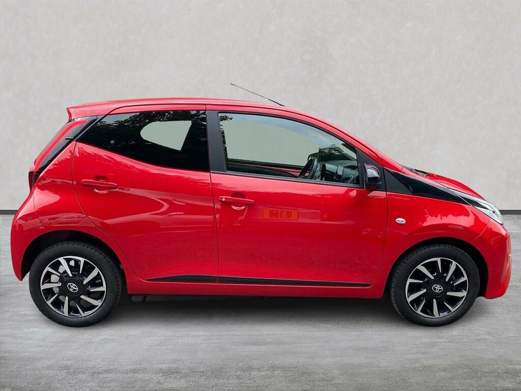 Toyota Aygo 1.0 Vvt-i X-trend Hatchback X-shift Eur Red #3