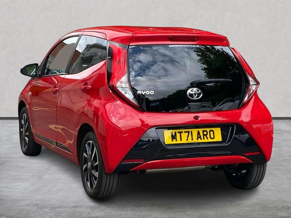 Toyota Aygo 1.0 Vvt-i X-trend Hatchback X-shift Eur Red #2
