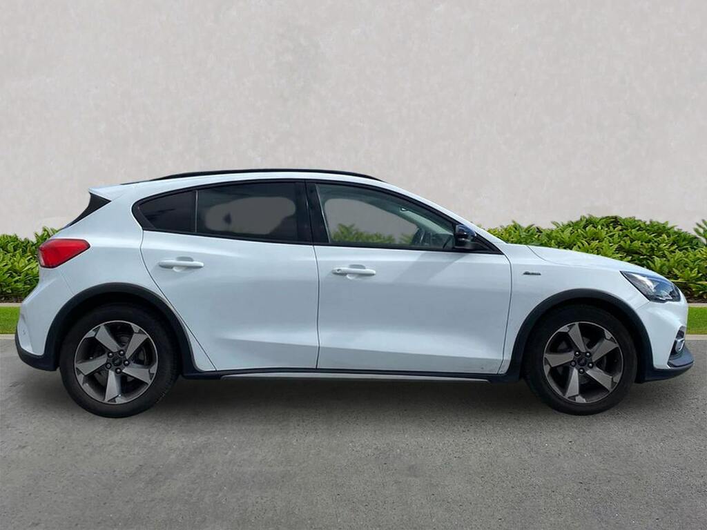 Ford Focus 1.0T Ecoboost Mhev Active Edition Hatchback Pe White #3