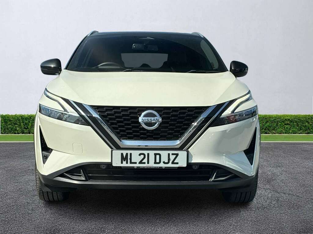 Nissan Qashqai 1.3 Dig-t Mh 158 Tekna White #5