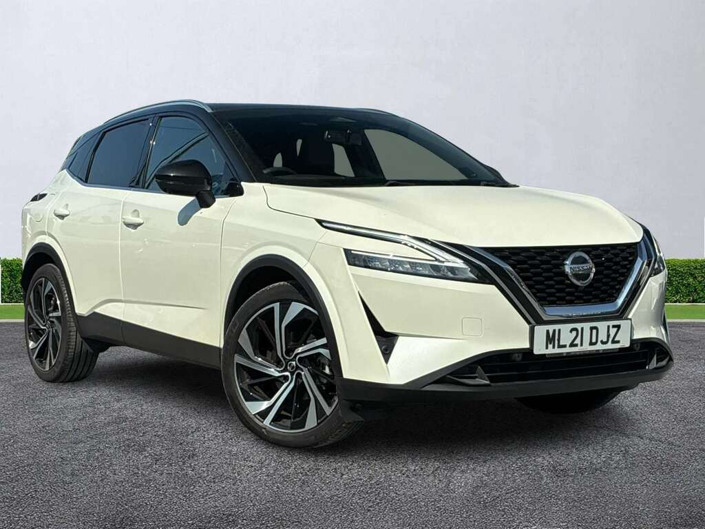 Nissan Qashqai 1.3 Dig-t Mh 158 Tekna White