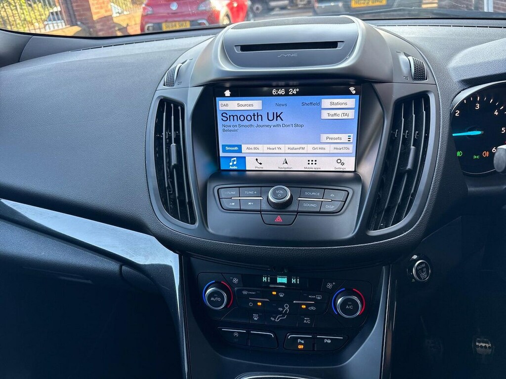 Ford Kuga St-line 1.5 Tdci 120Ps - Parking Sensors, Roof Bar Black #24