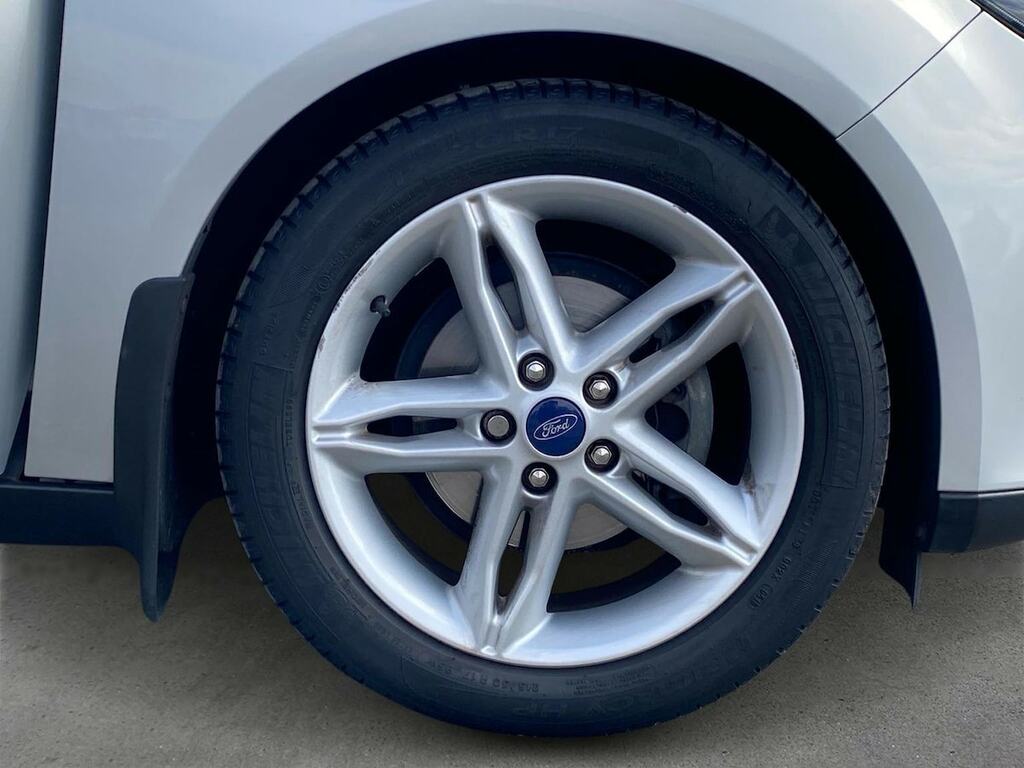 Ford Focus 1.0 Ecoboost 125 Zetec Edition Silver #6