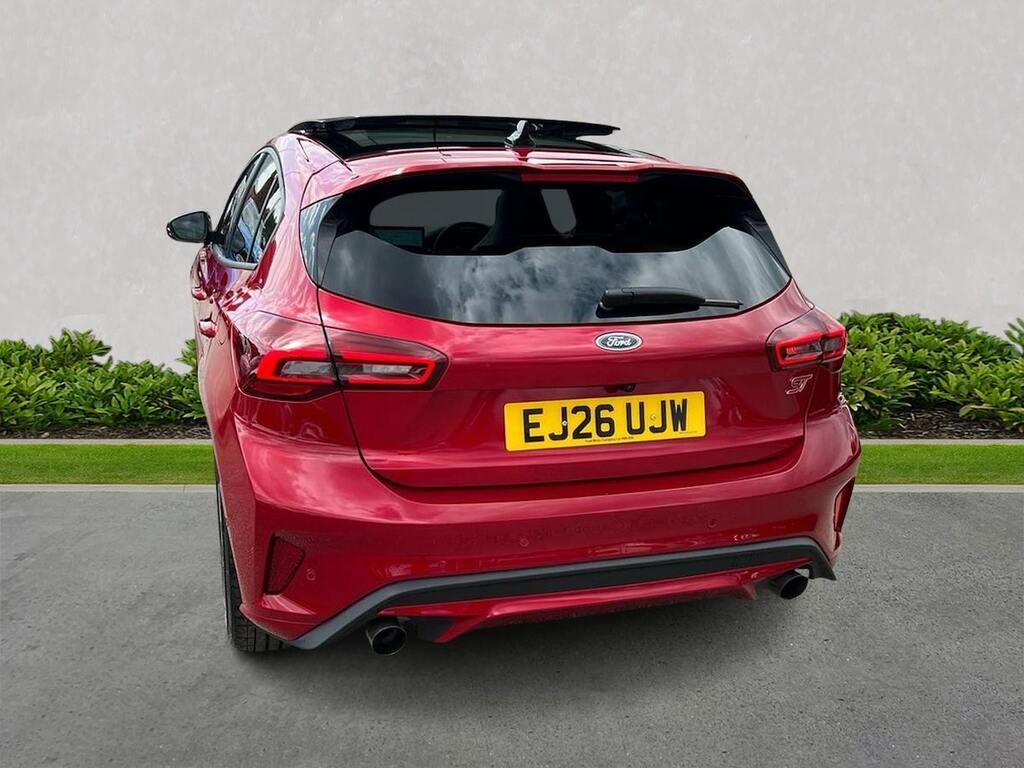Ford Focus 2.3T Ecoboost St Hatchback Euro 6 Red #2