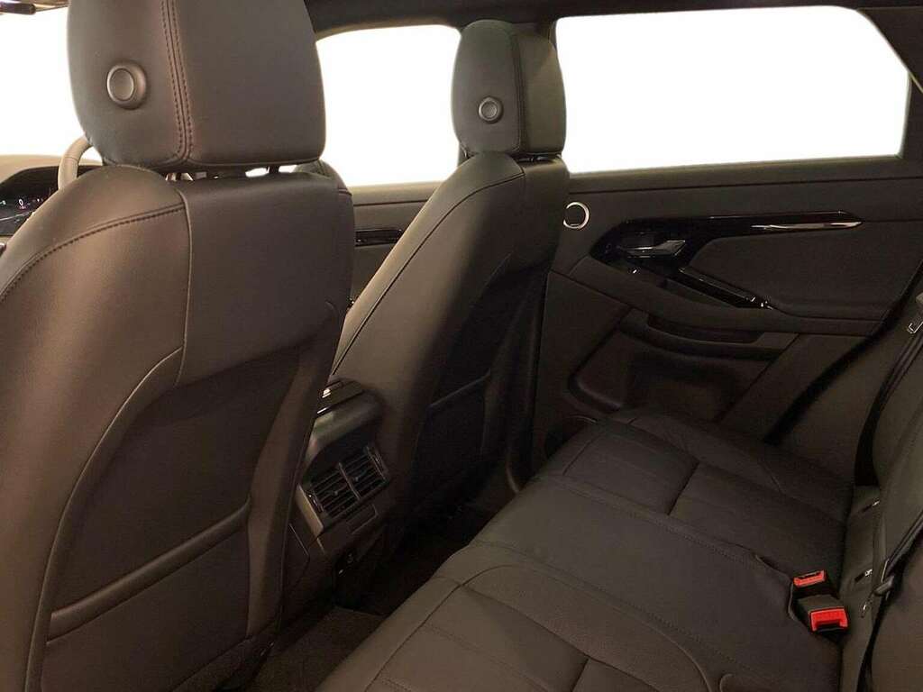 Land Rover Range Rover Evoque 2.0 D200 Dynamic Se Black #4