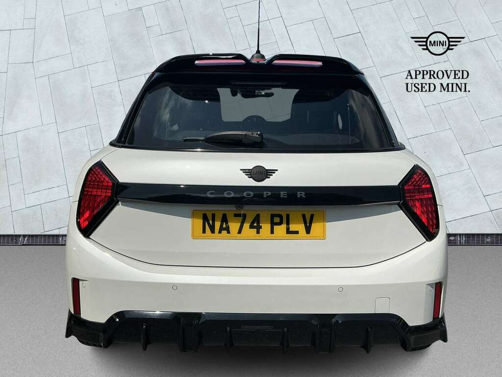 Mini Hatch 1.5 C Sport NA74PLV White #4