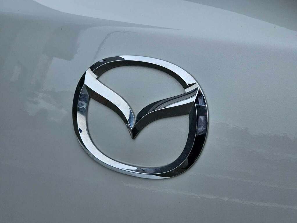 Mazda 2 Hybrid Black #20