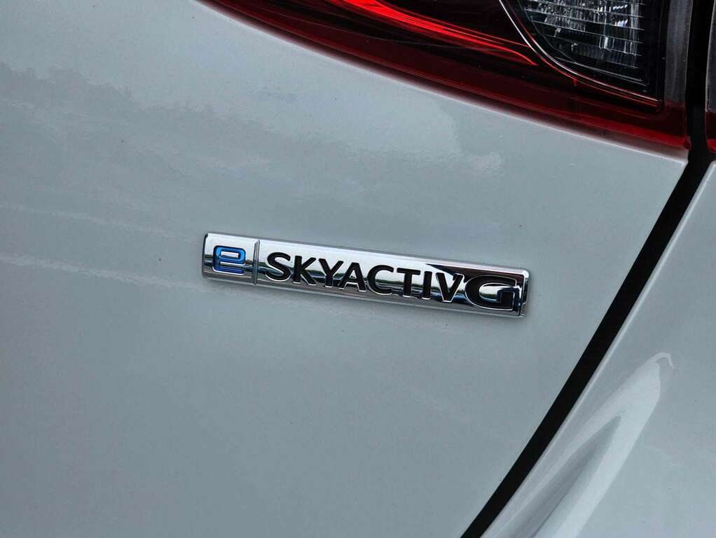Mazda 2 Hybrid Black #19