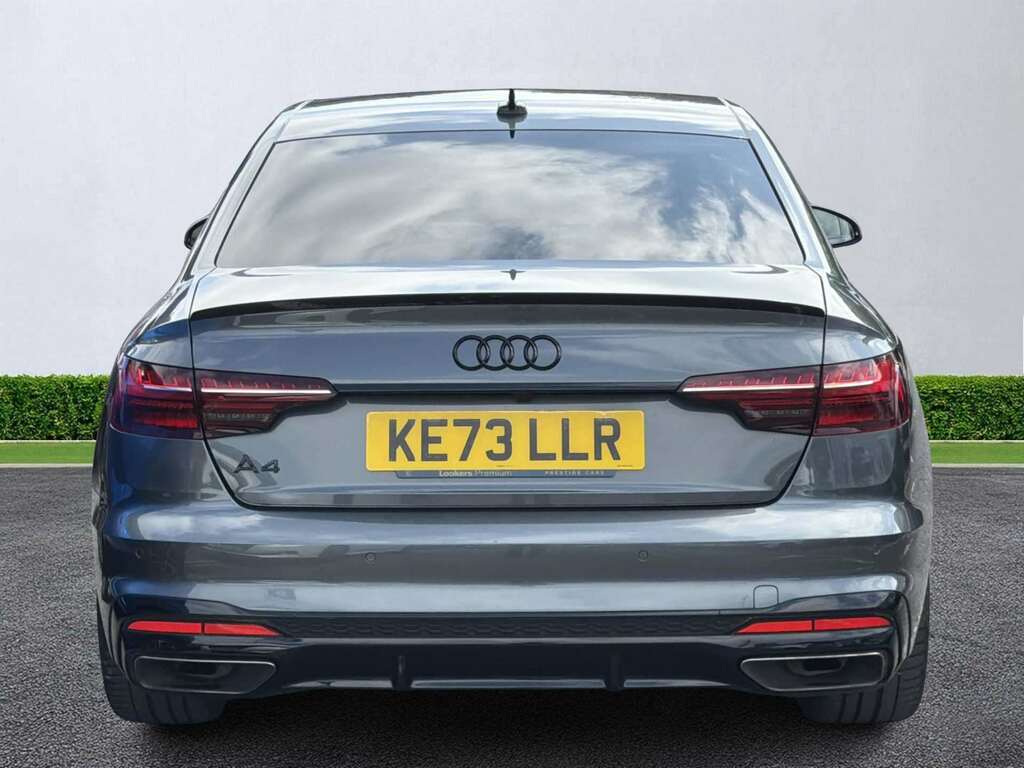 Audi A4 35 Tfsi Black Edition S Tronic KE73LLR Grey #4