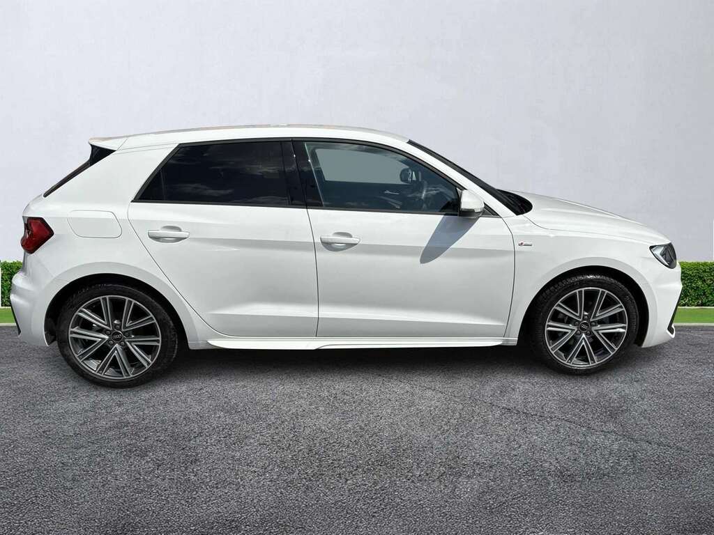 Audi A1 30 Tfsi 110 S Line BV73WVG White #3