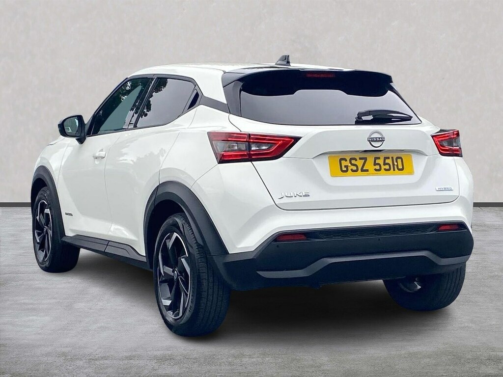 Nissan Juke Juke 1.6 Hybrid N-connecta Hatchback GSZ5510 White #2