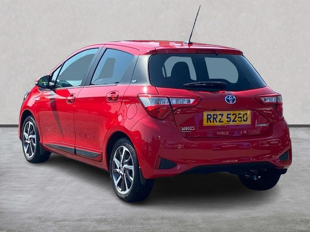 Toyota Yaris 1.5 Vvt-h Y20 Bi-tone Hatchback Hybrid RRZ5250 Red #2