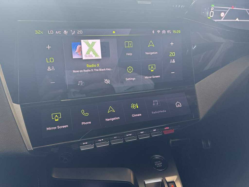 Peugeot 308 SW 1.2 Puretech Allure Premium Estate Eat Black #10