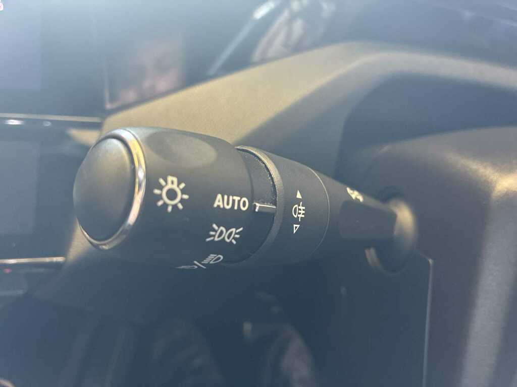 Peugeot 308 SW 1.2 Puretech Allure Premium Estate Eat Black #25