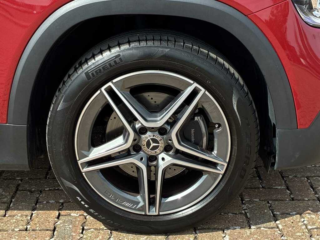 Mercedes-Benz GLB Class Glb 200 Amg Line 7G-tronic Red #6