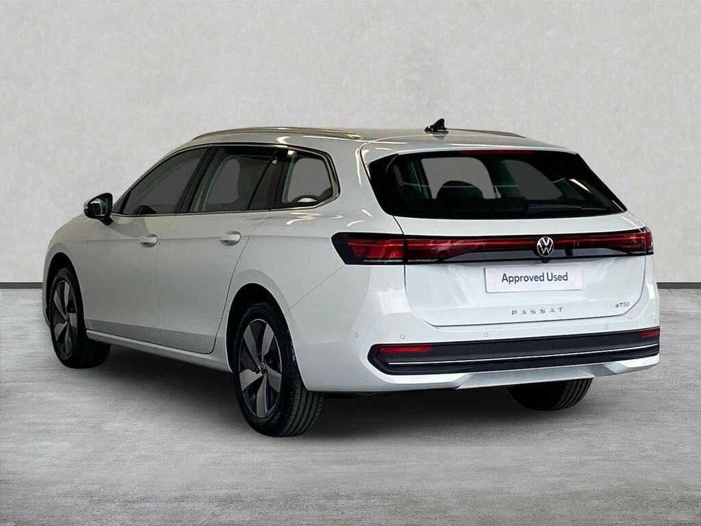 Volkswagen Passat 1.5 Etsi Life Dsg White #2