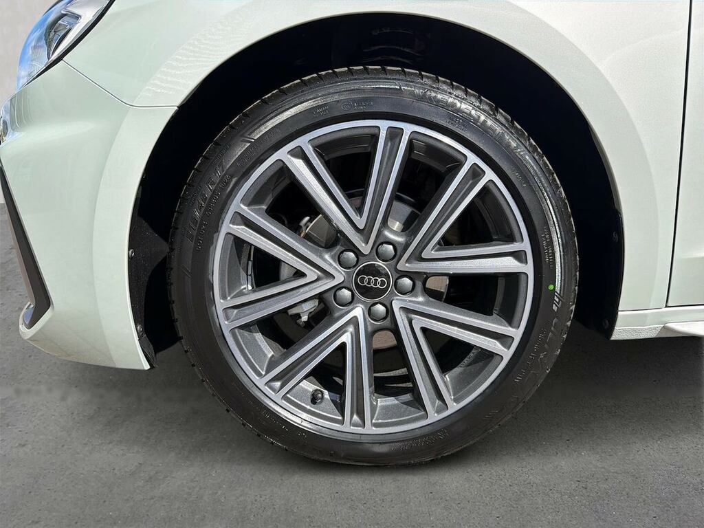 Audi A1 25 Tfsi S Line S Tronic Silver #6