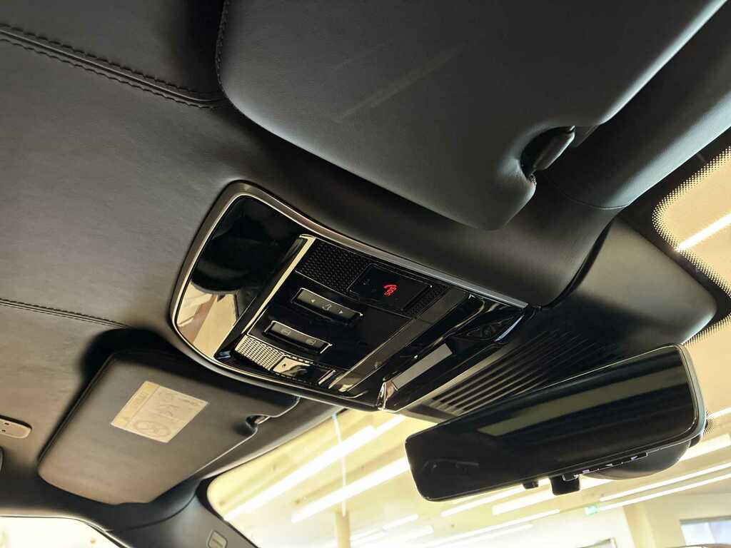 Land Rover Range Rover Automatic Black #22