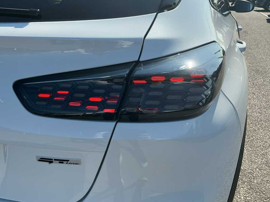 Kia Xceed Pure Blue #27