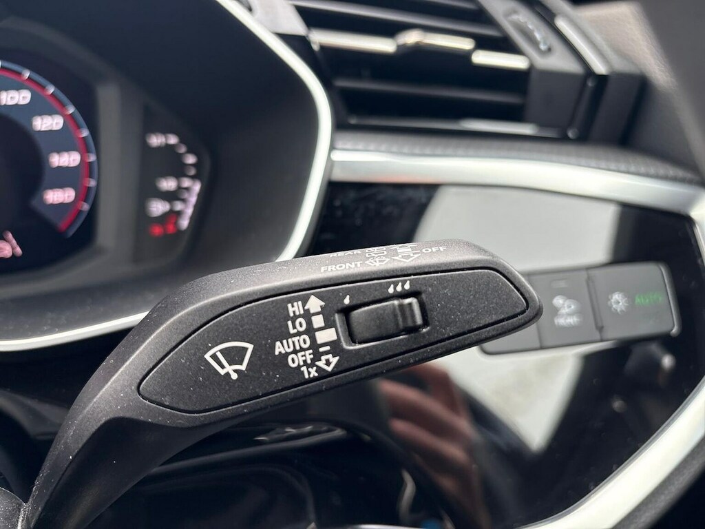Audi Q3 S Line Black #29