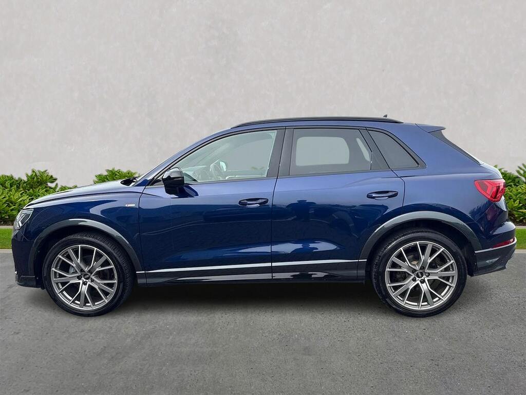 Audi Q3 S Line Black #19