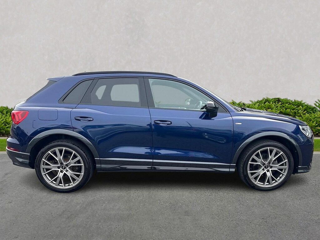 Audi Q3 35 Tfsi Black Edition S Tronic 20Quot Alloy Blue #3