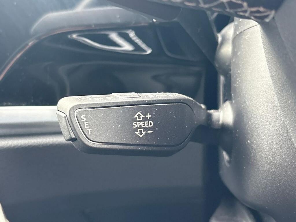 Audi Q3 S Line Black #22