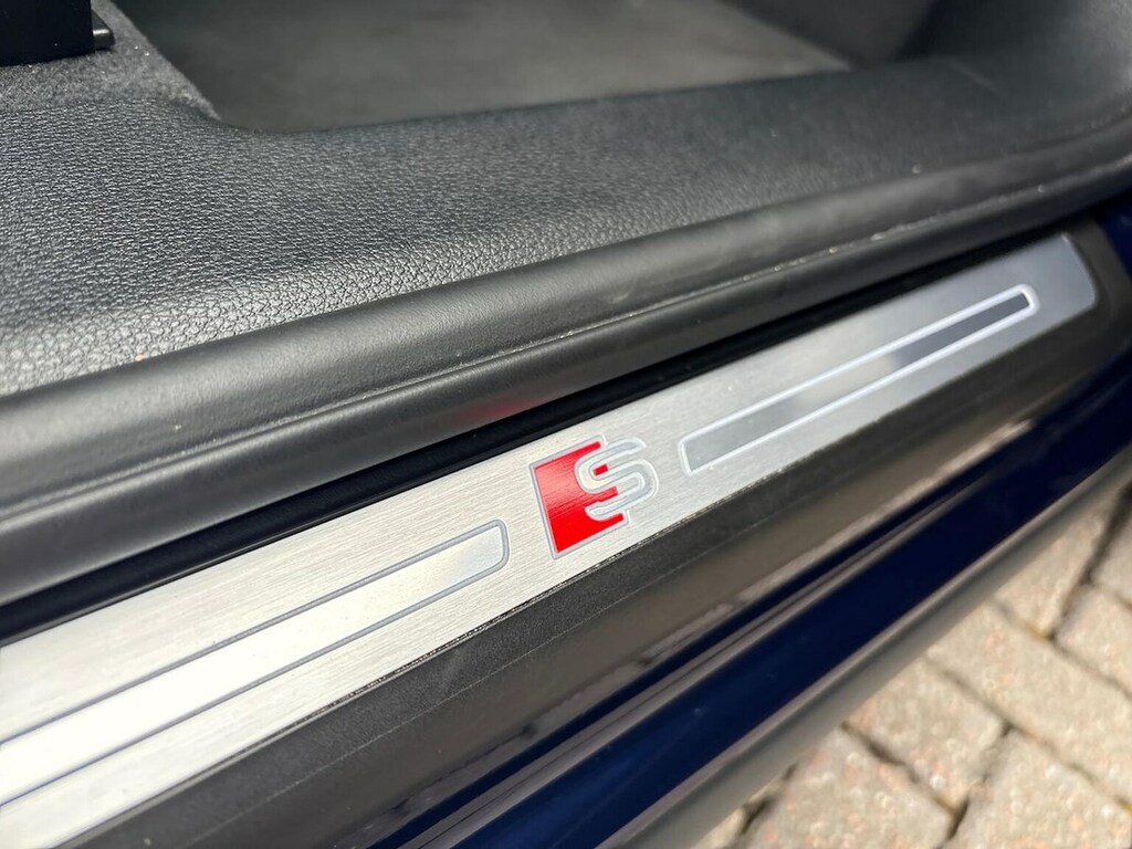 Audi Q3 S Line Black #39