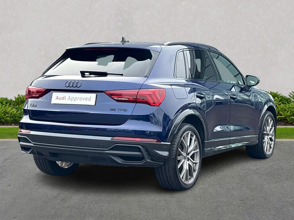 Audi Q3 S Line Black #18