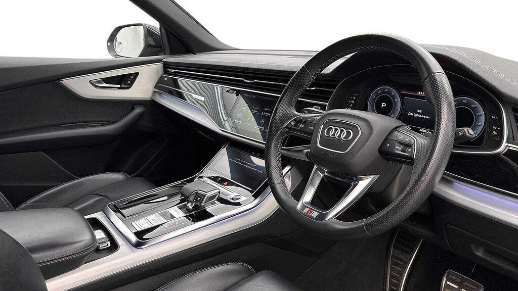 Audi Q8 Tfsi V6 Black Edition Black #7