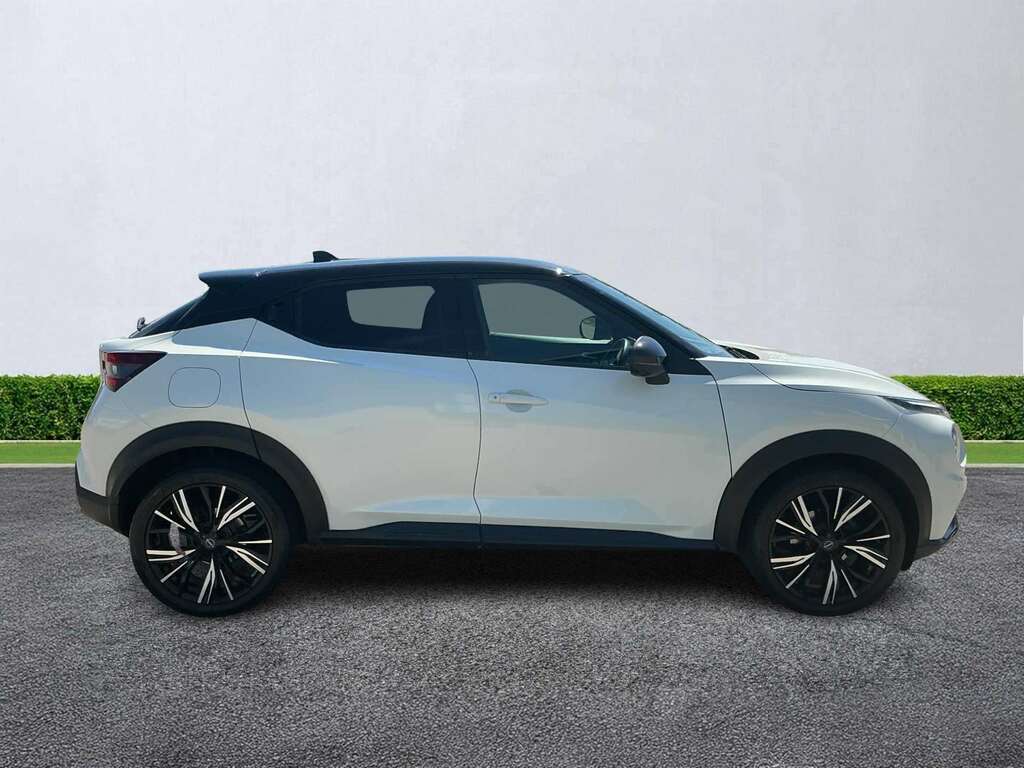 Nissan Juke 1.0 Dig-t 114 Tekna NG22FVH White #3