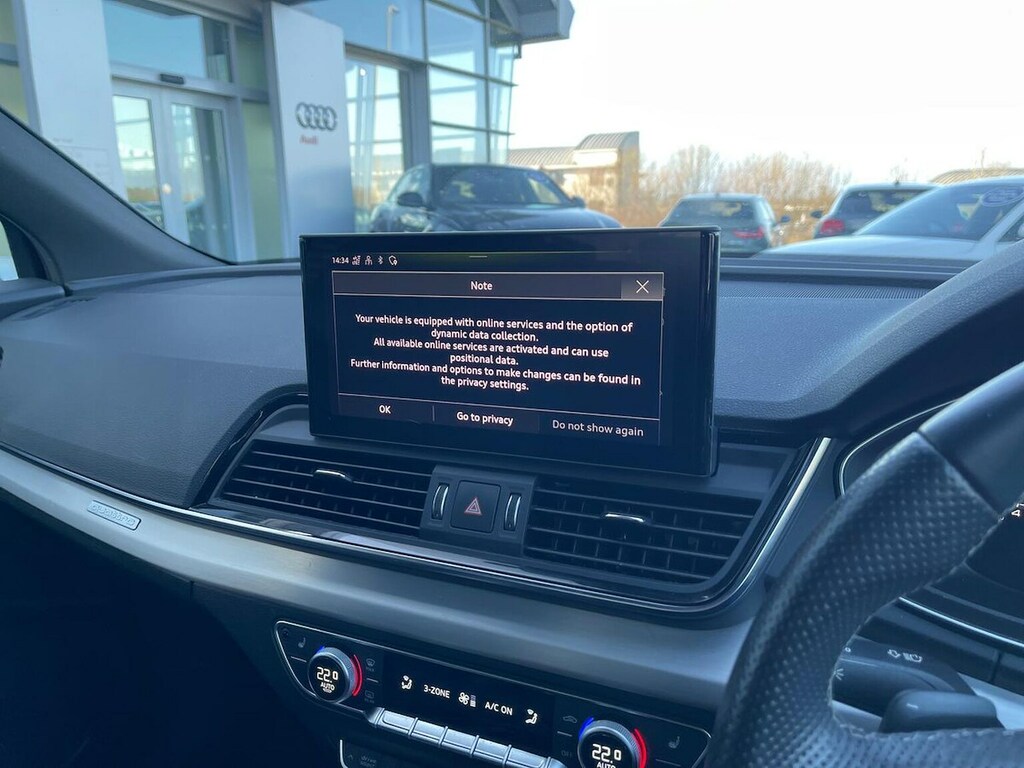 Audi Q5 S Line Black #22