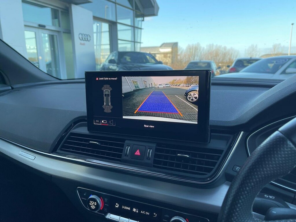 Audi Q5 S Line Black #23