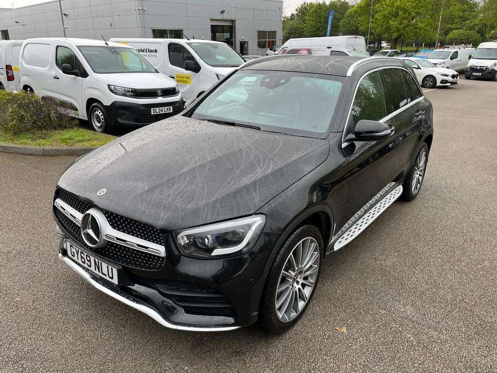 Mercedes-Benz GLC Class White #40