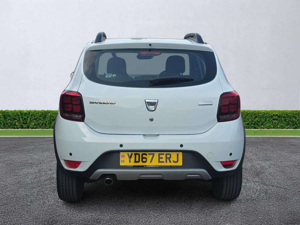 Dacia Sandero Stepway 1.5 Dci Laureate YD67ERJ White #4