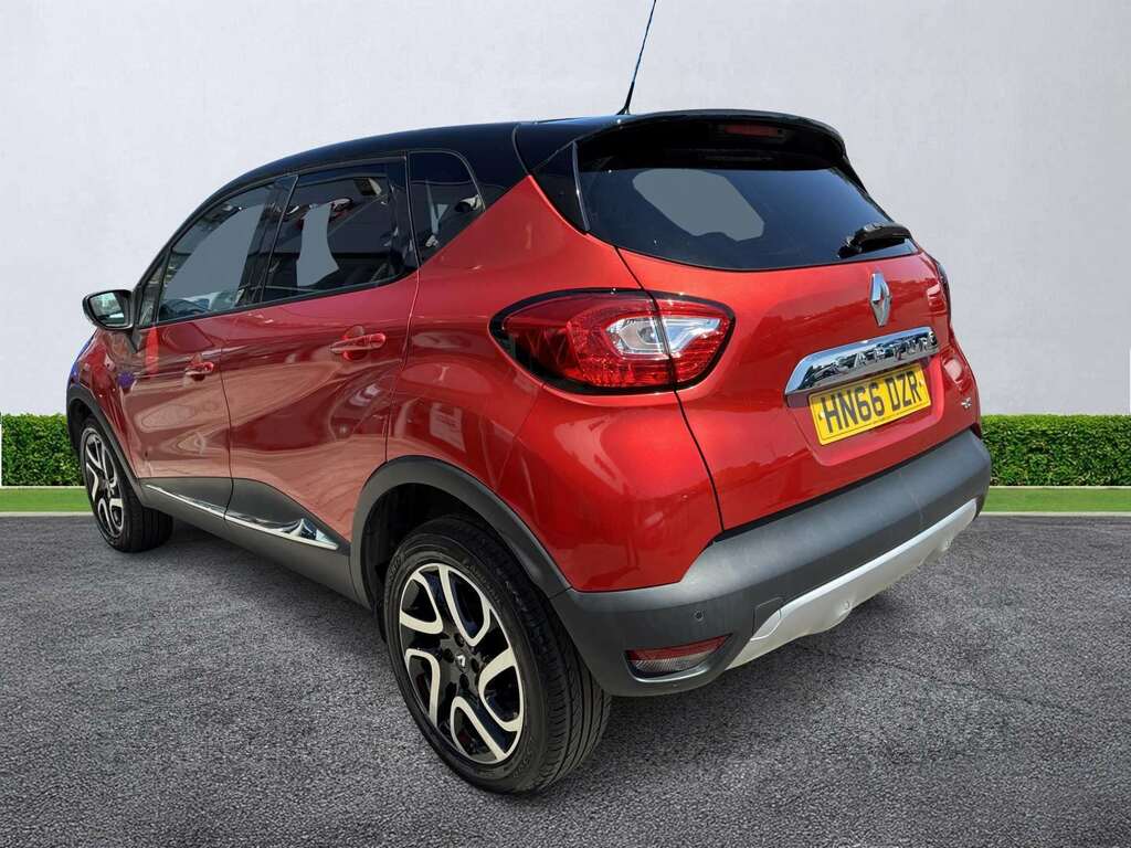 Renault Captur 1.5 Dci 90 Signature Nav HN66DZR Red #2