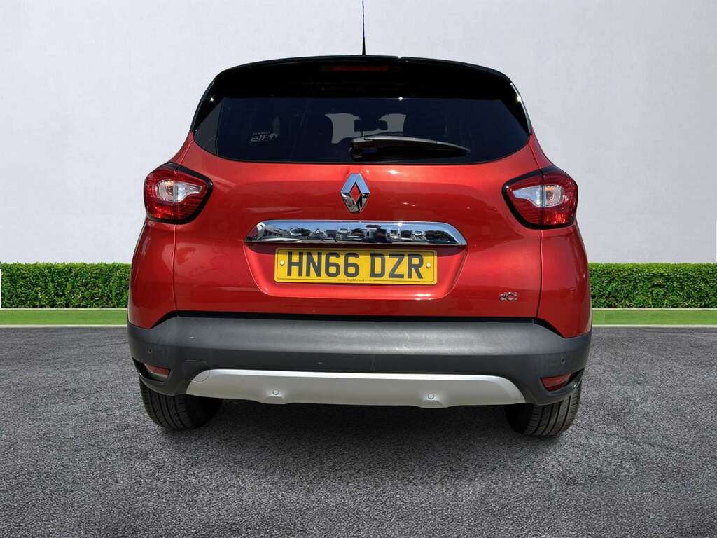 Renault Captur 1.5 Dci 90 Signature Nav HN66DZR Red #4