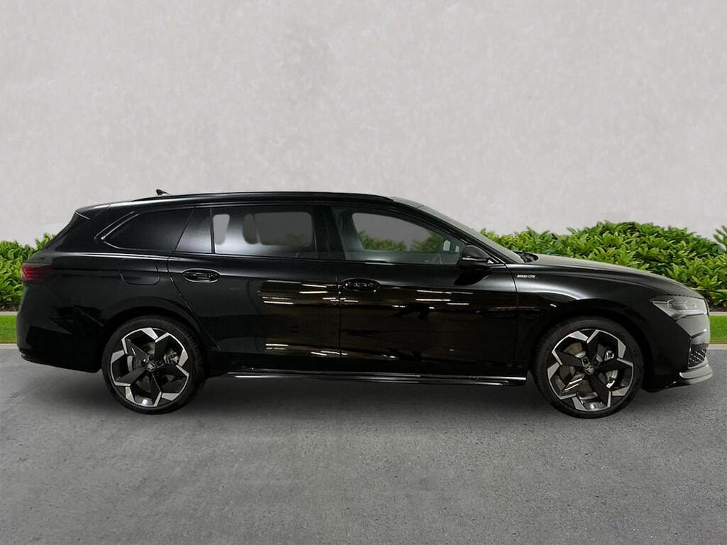 Skoda Superb 1.5 Tsi Iv Sportline Dsg Black #3