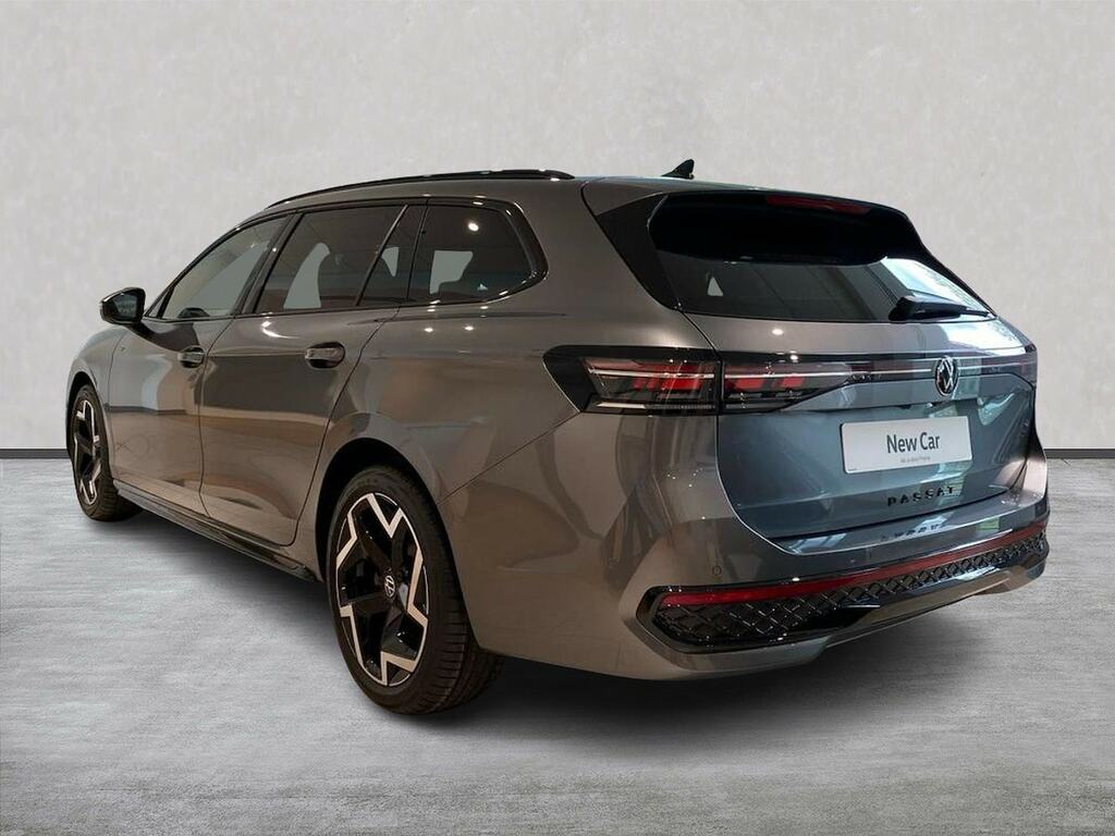 Volkswagen Passat 1.5 Etsi R-line Dsg Grey #2