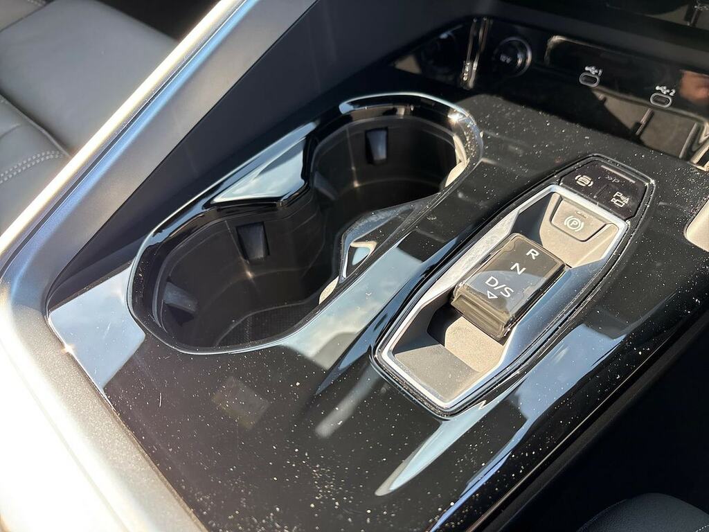 Audi Q5 Launch Edition Black #13