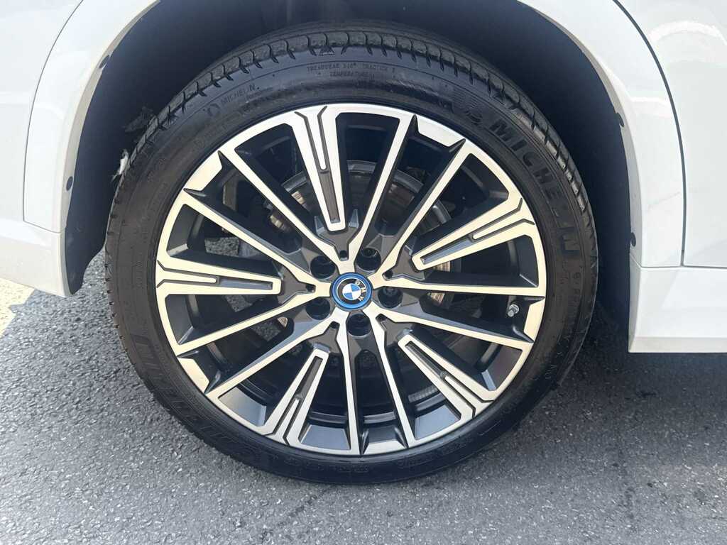 BMW X1 Xdrive 25E M Sport Step White #6