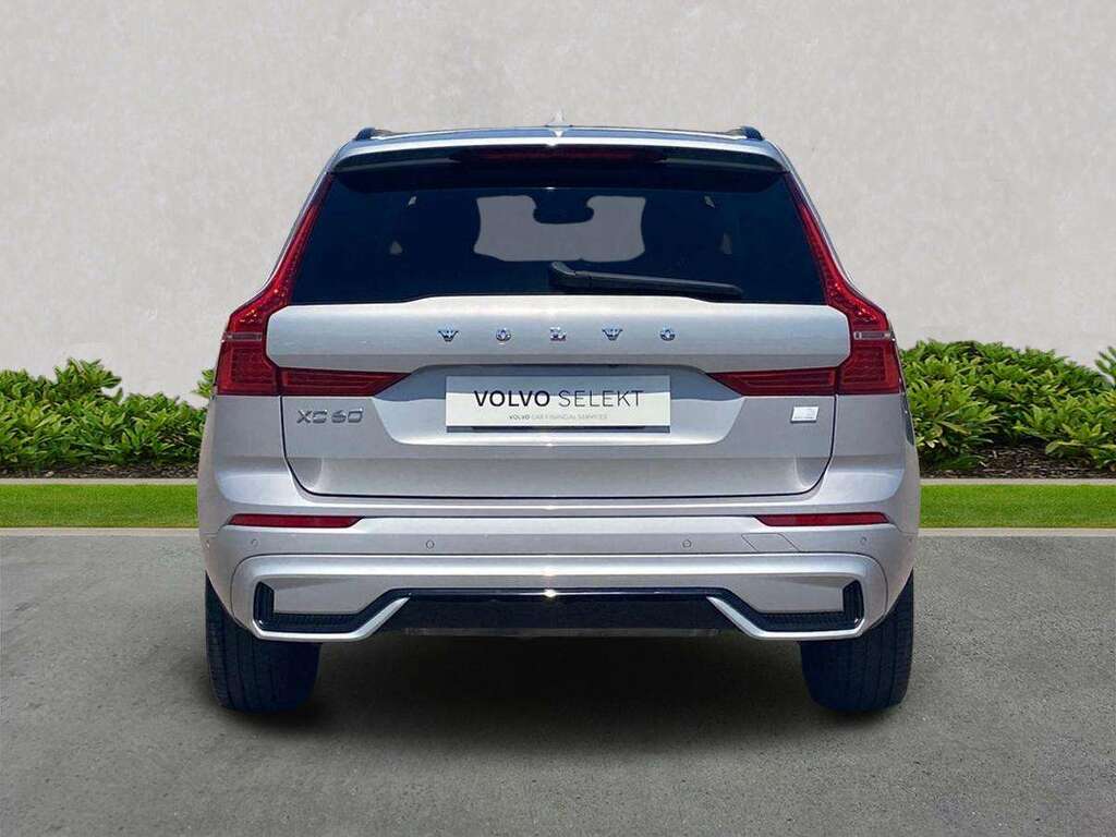Volvo XC60 2.0 T6 350 Rc Phev Plus Dark Awd Geartronic Silver #4
