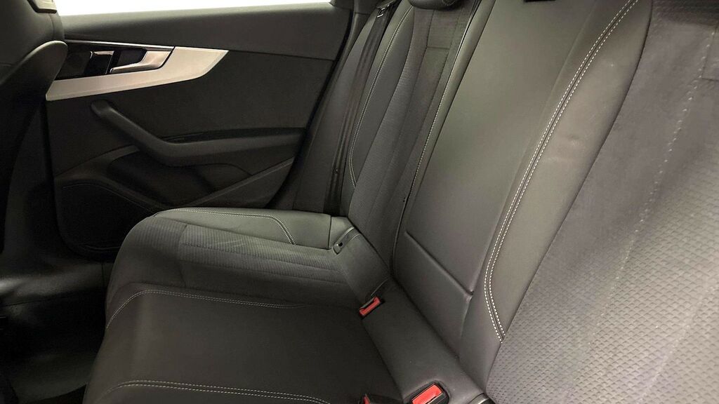 Audi A4 Avant 2.0 White #7