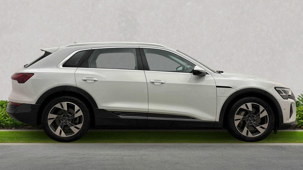 Audi Q8 e tron Q8 E-tron Launch Ed 55 Quattro Black #3