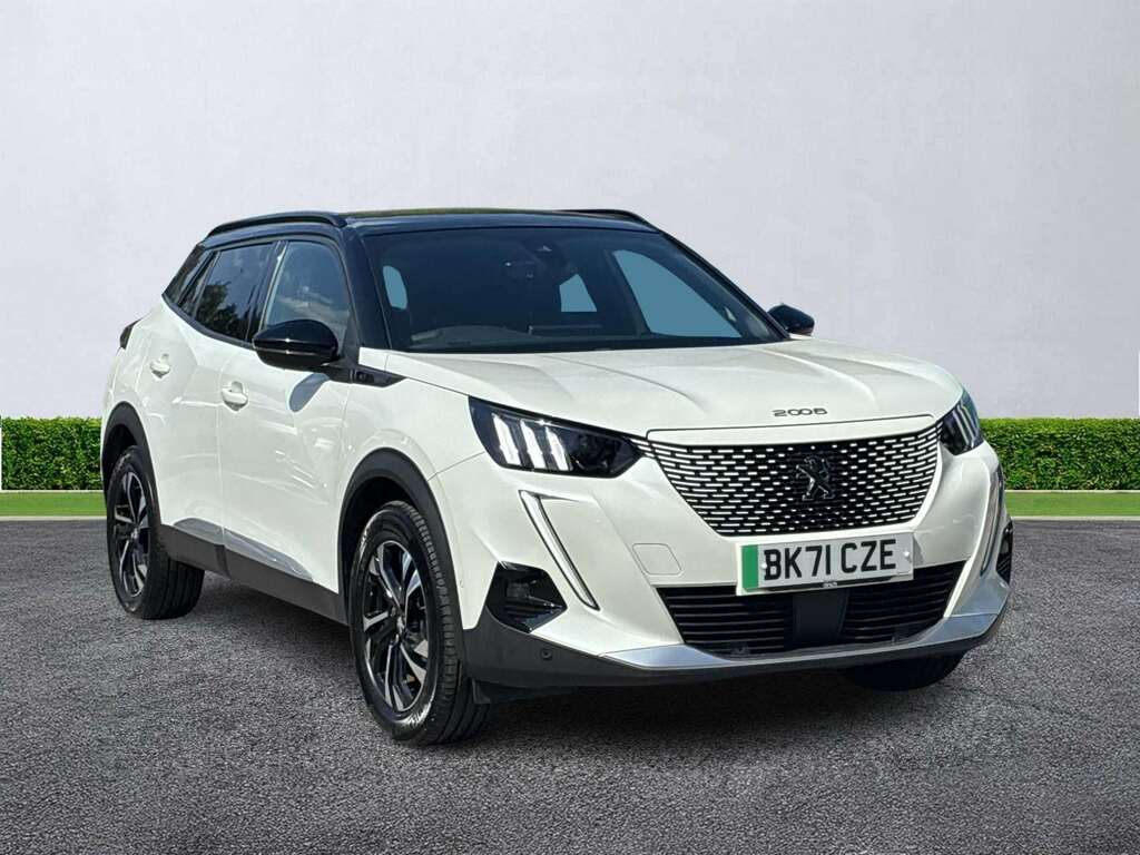 Peugeot e-2008 100Kw Gt 50Kwh White