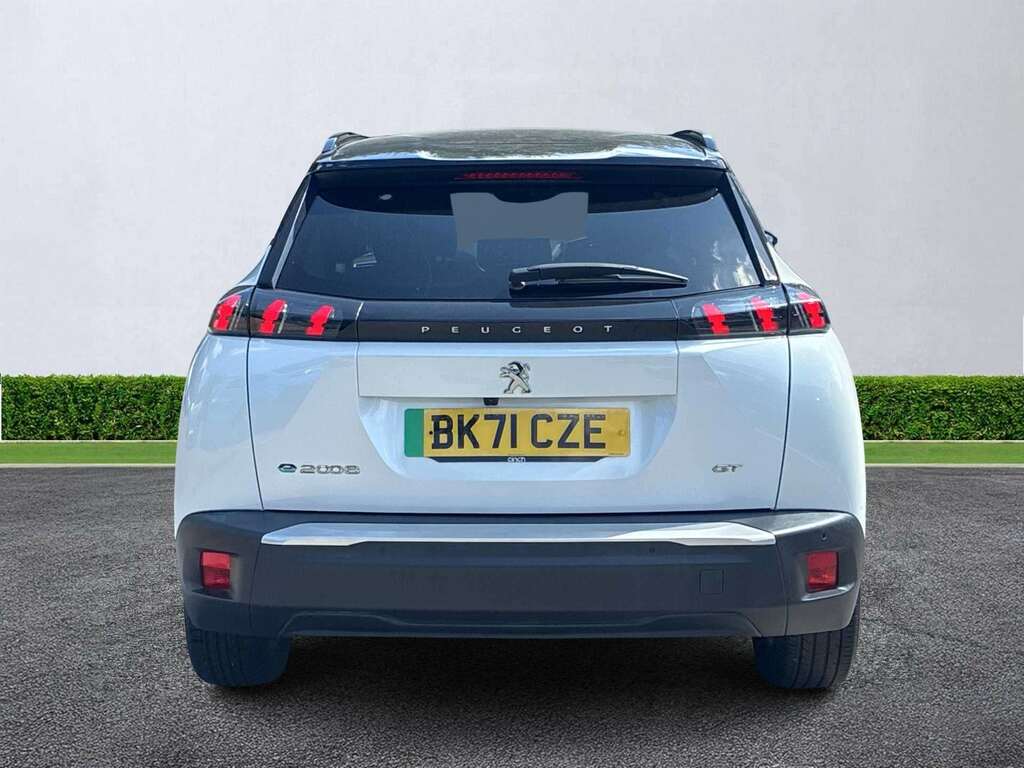 Peugeot e-2008 100Kw Gt 50Kwh White #4